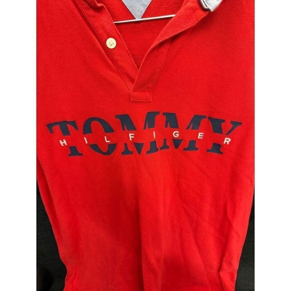 Tommy Hilfiger | y2k dead stock  Men's Red Polo Shirt | Medium | Great Condition - Picture 3 of 4